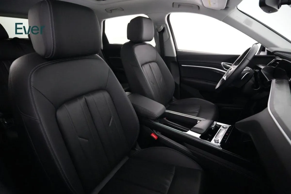 AUDI E-TRON PREMIUM PLUS 2023