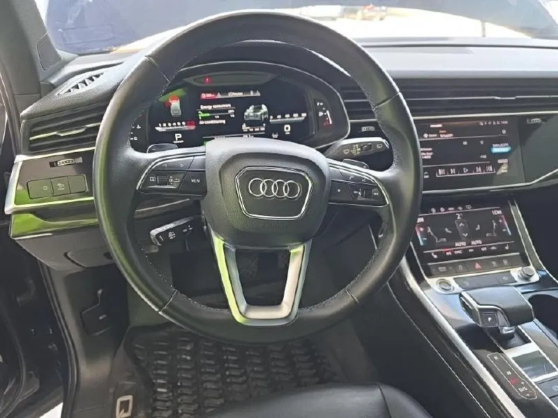 AUDI Q7 2022