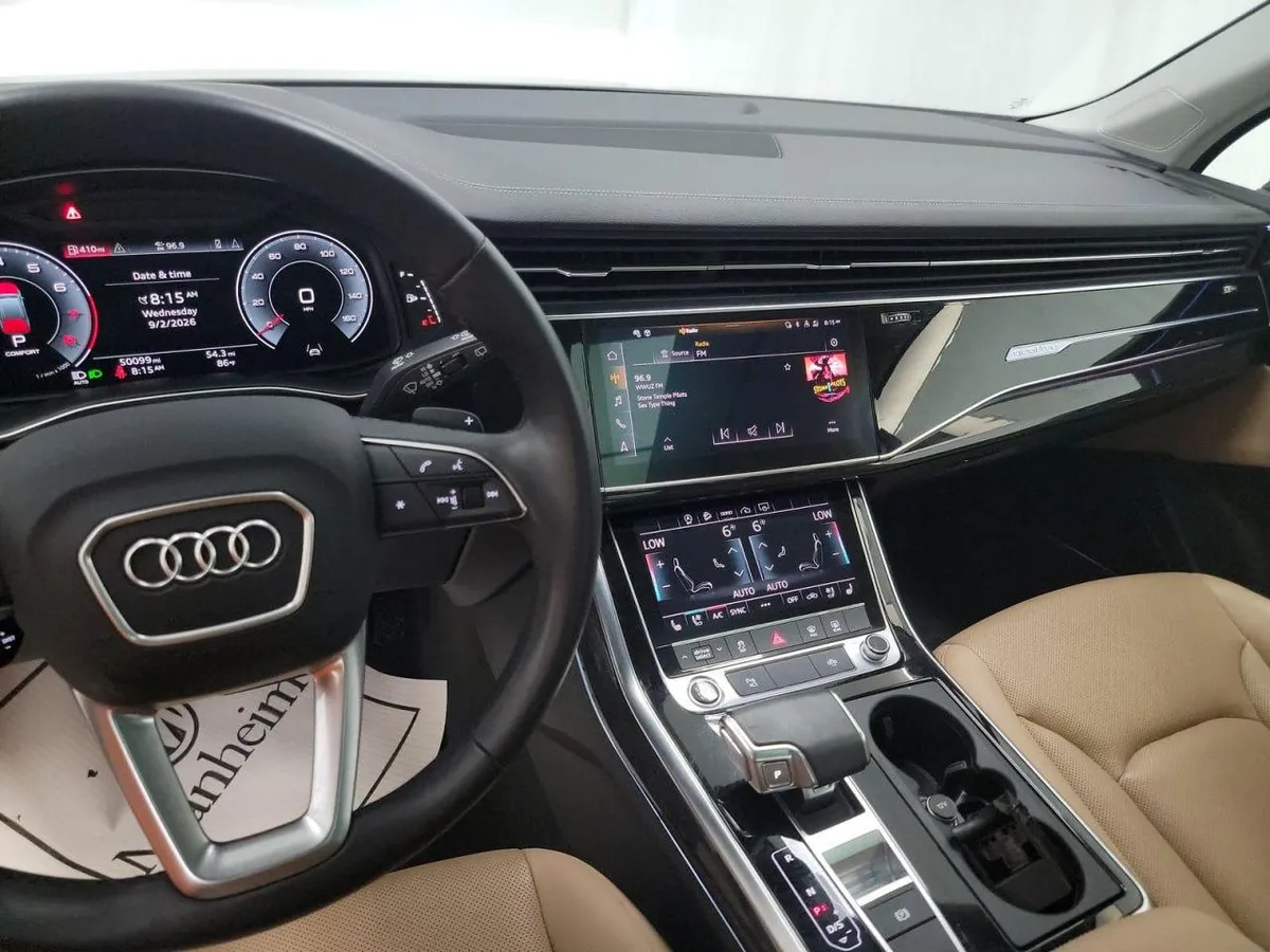 AUDI Q7 2023