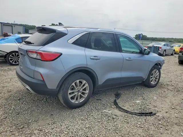 FORD ESCAPE SE 2022