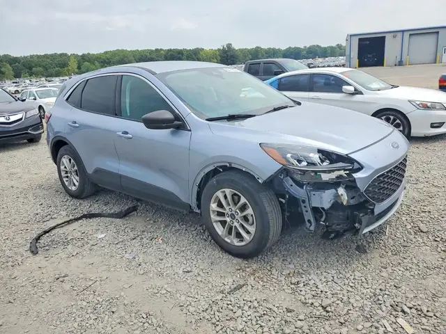 FORD ESCAPE SE 2022