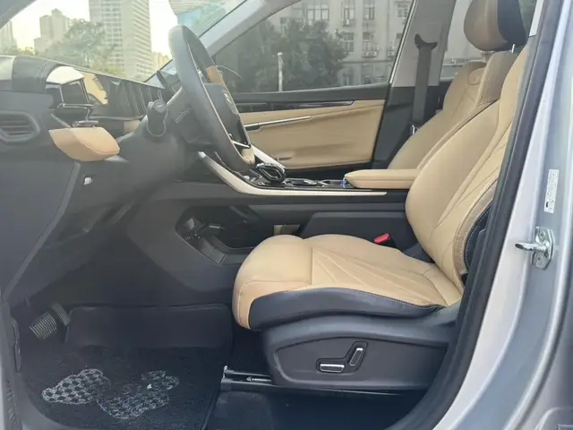 GEELY ATLAS L 2023