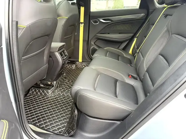 GEELY TUGELLA 2021