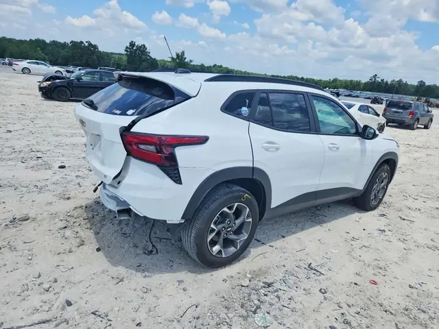 CHEVROLET TRAX 2024