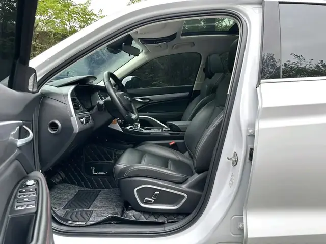 GEELY TUGELLA LIGHTNING EDITION 2022