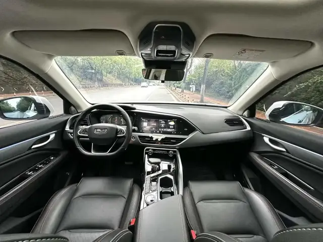 GEELY TUGELLA LIGHTNING EDITION 2022