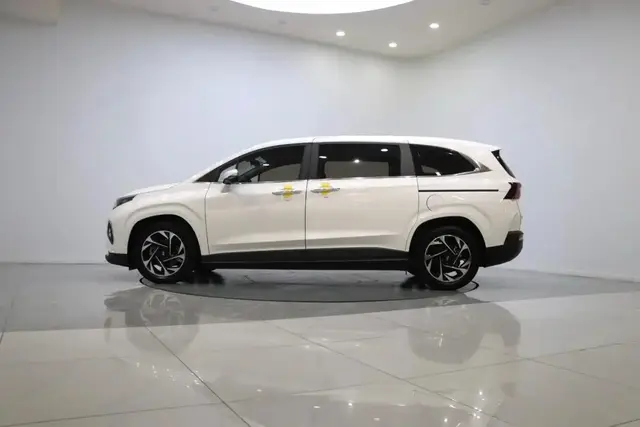 HYUNDAI CUSTO 2022