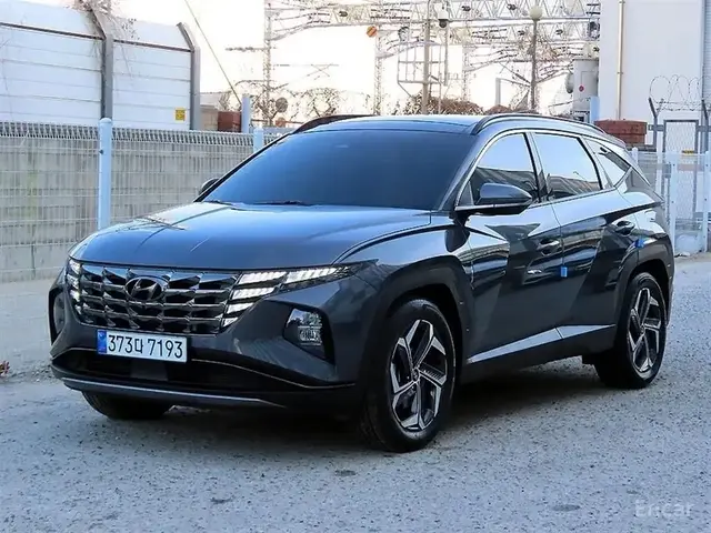 HYUNDAI TUCSON 2023