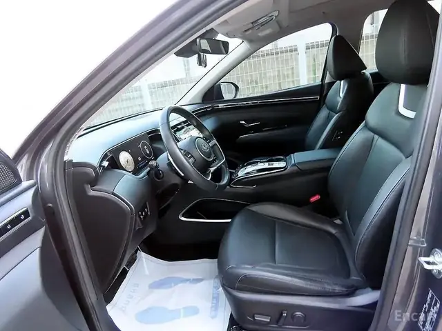 HYUNDAI TUCSON 2023