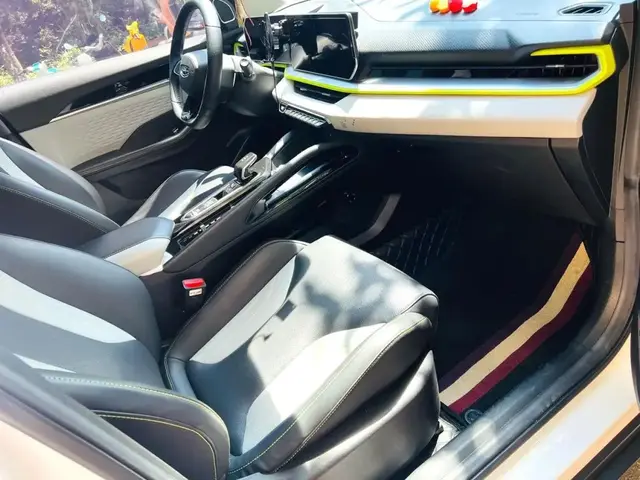 GEELY COOLRAY 2023
