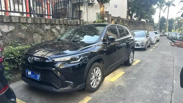 TOYOTA COROLLA CROSS 2023