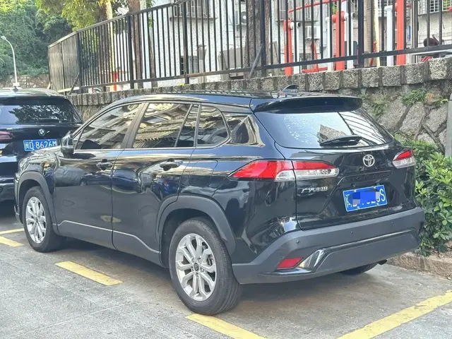 TOYOTA COROLLA CROSS 2023