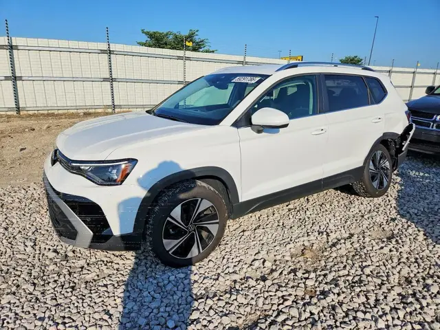 VOLKSWAGEN TAOS SE 2025