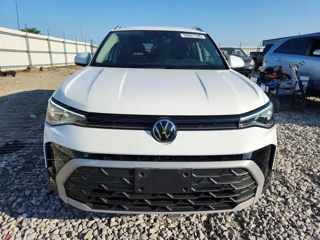 VOLKSWAGEN TAOS SE 2025