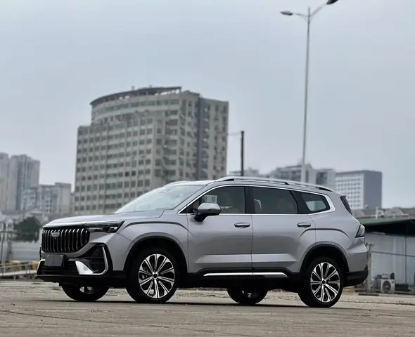 GEELY OKAVANGO 2025