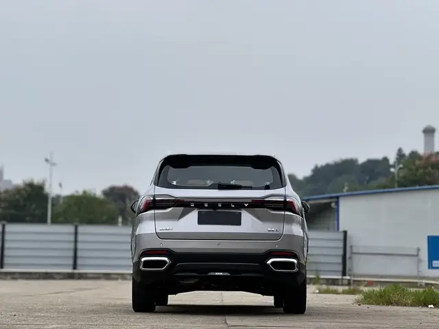 GEELY OKAVANGO 2025