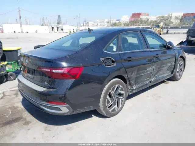 VOLKSWAGEN JETTA 2024