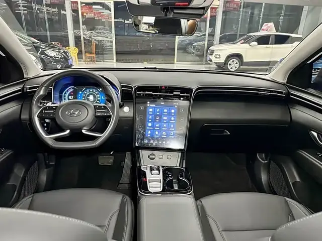 HYUNDAI TUCSON 2023