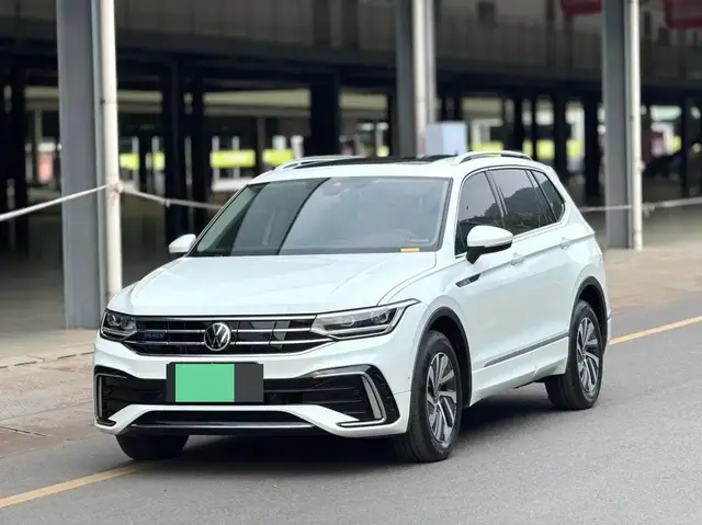 VOLKSWAGEN TIGUAN L 2023