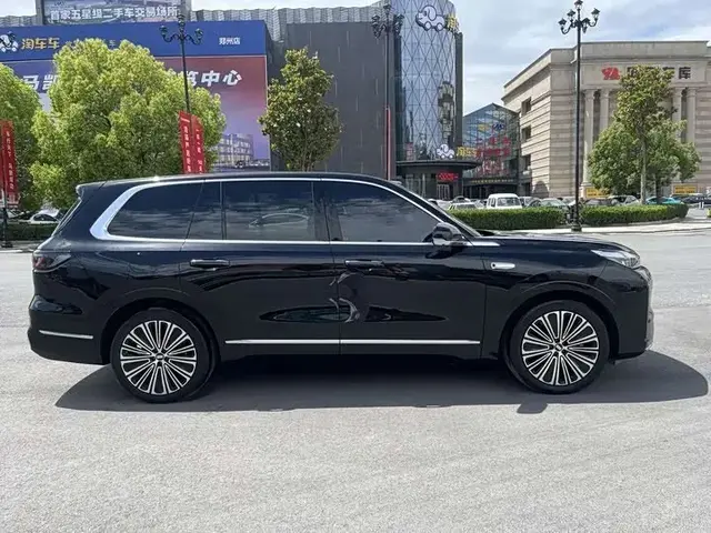GEELY GALAXY M9 2025