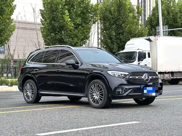 MERCEDES-BENZ GLC-CLASS 2023