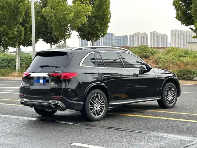 MERCEDES-BENZ GLC-CLASS 2023
