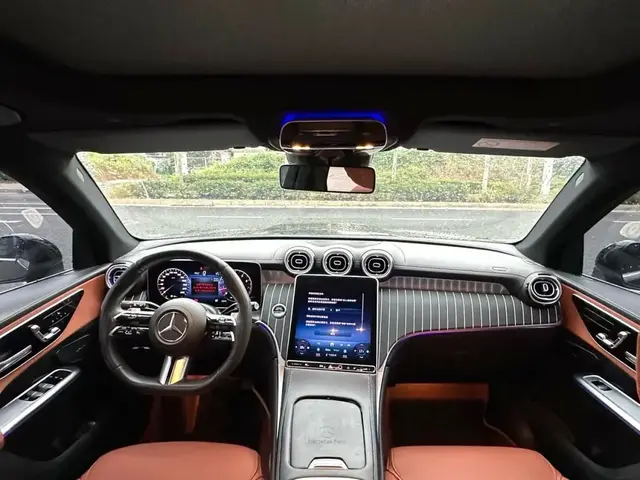 MERCEDES-BENZ GLC-CLASS 2023
