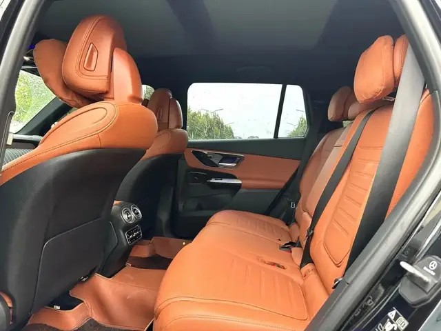 MERCEDES-BENZ GLC-CLASS 2023