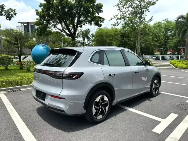 GEELY GALAXY E5 2025