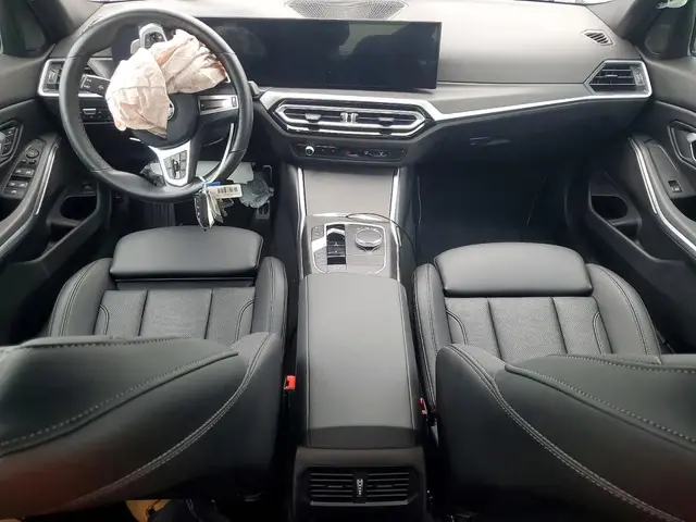 BMW 330XI 2024