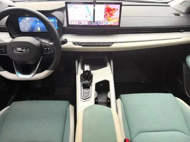 GEELY EMGRAND L 2022