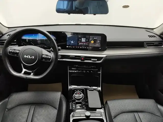 KIA K5 2022