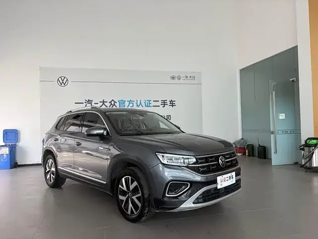 VOLKSWAGEN TAYRON 2023