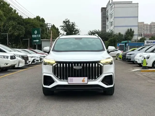 GEELY OKAVANGO 2023