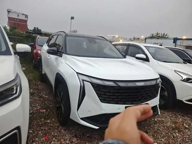 GEELY BOYUE L 2022