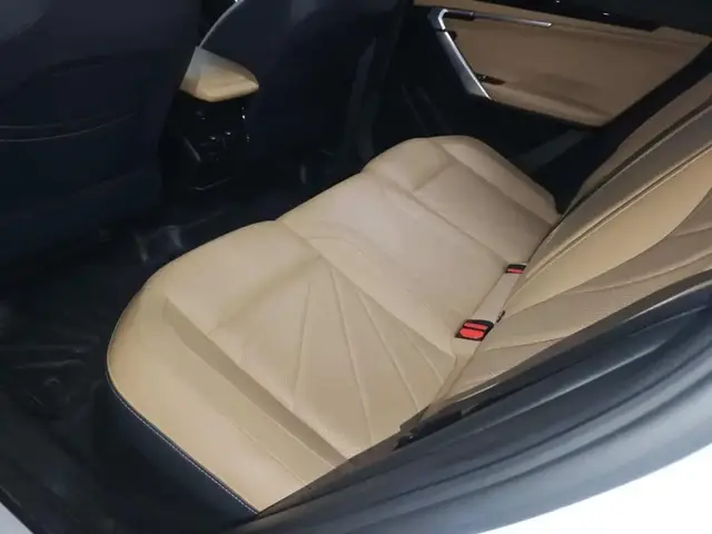 GEELY BOYUE L 2022