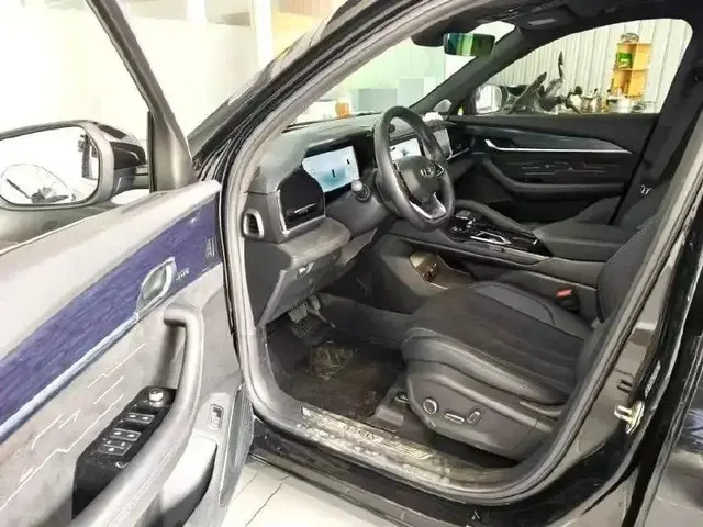 GEELY MONJARO 2023