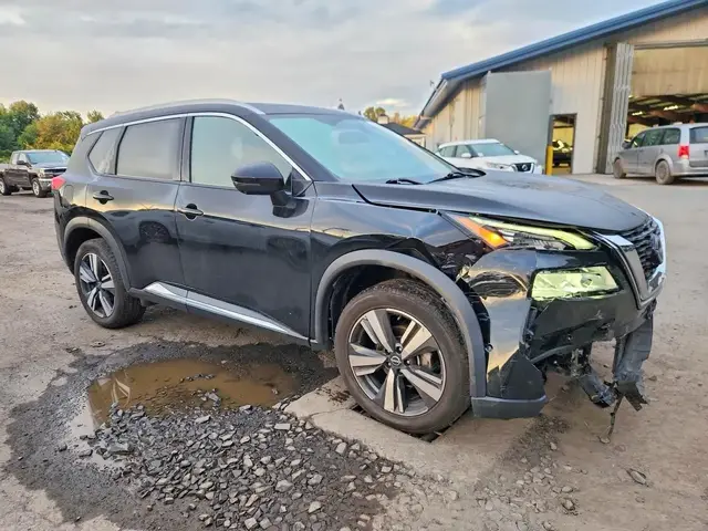 NISSAN ROGUE SL 2023