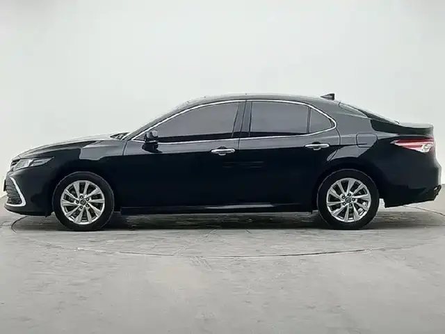 TOYOTA CAMRY 2022