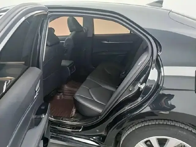 TOYOTA CAMRY 2022