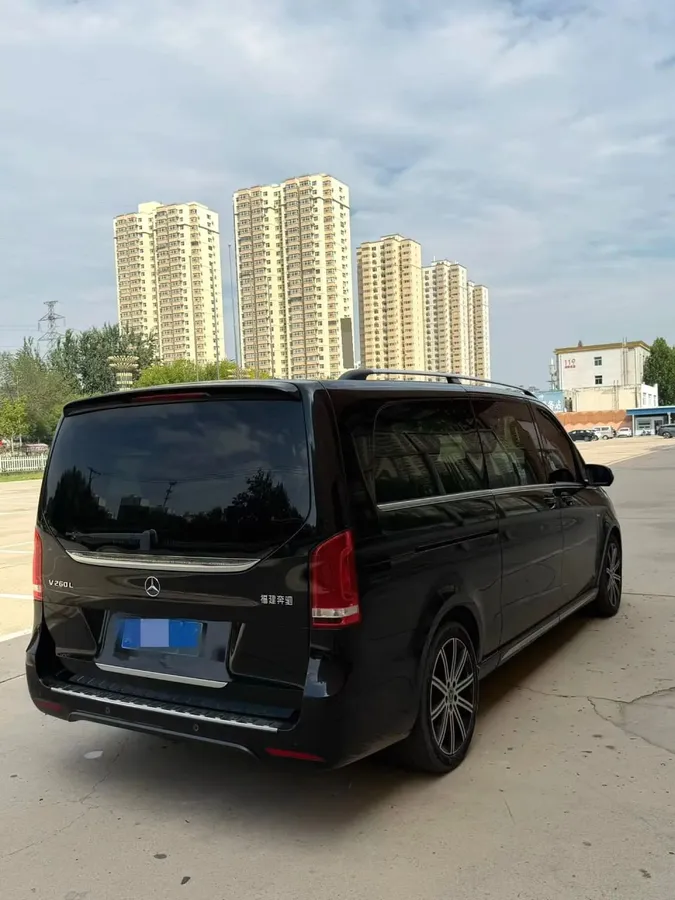 MERCEDES-BENZ V-CLASS 2022