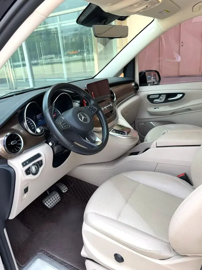 MERCEDES-BENZ V-CLASS 2022