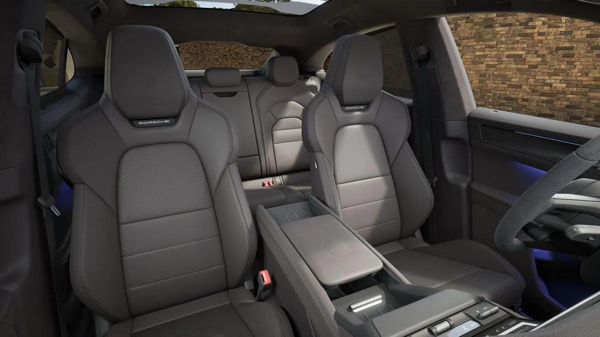 PORSCHE CAYENNE TURBO COUP 2026