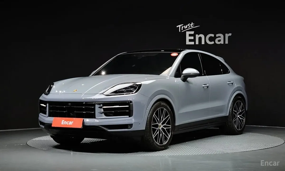 PORSCHE CAYENNE COUPE 2024