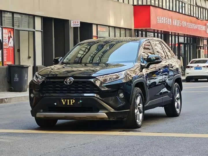 TOYOTA RAV4 2022