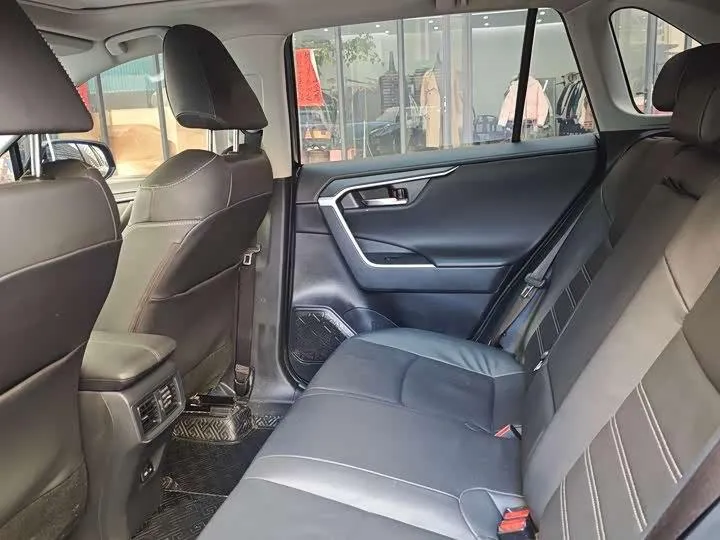 TOYOTA RAV4 2022