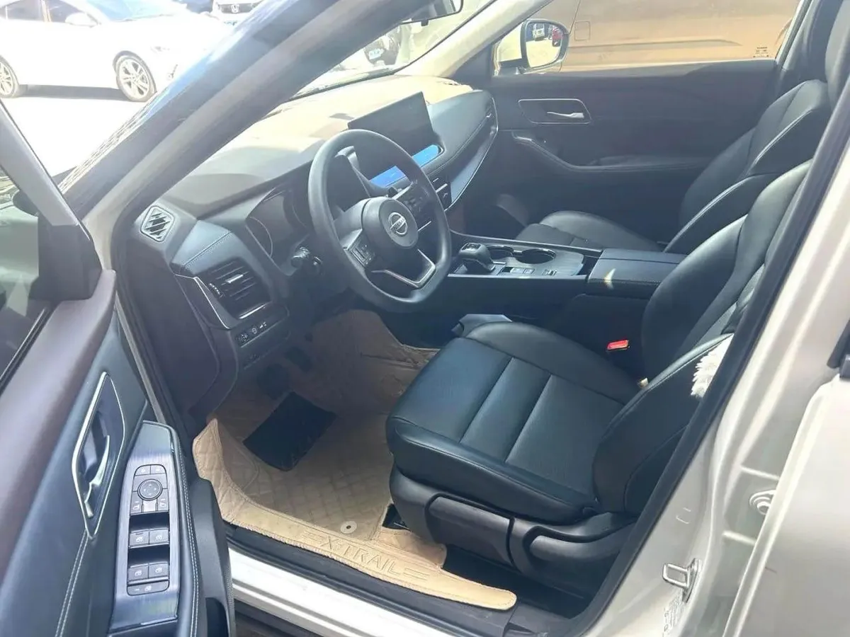 NISSAN X-TRAIL 2022