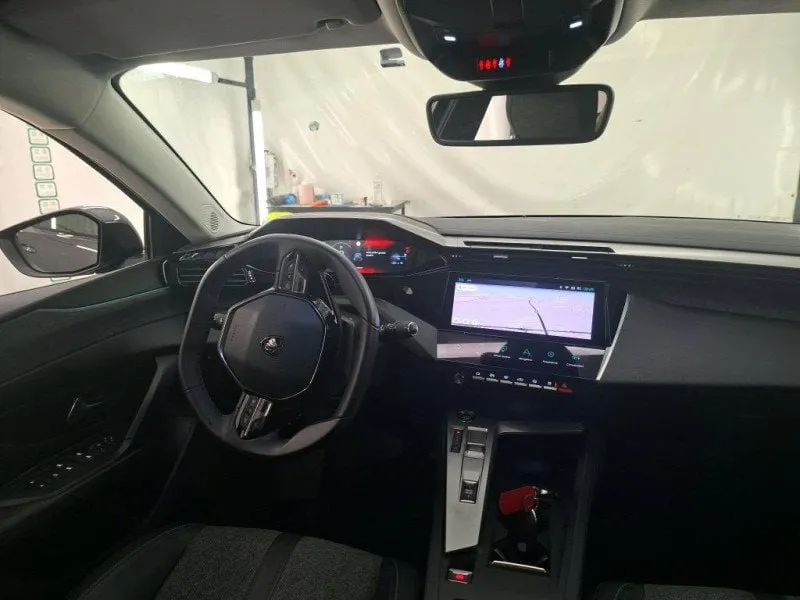 PEUGEOT 408 2023