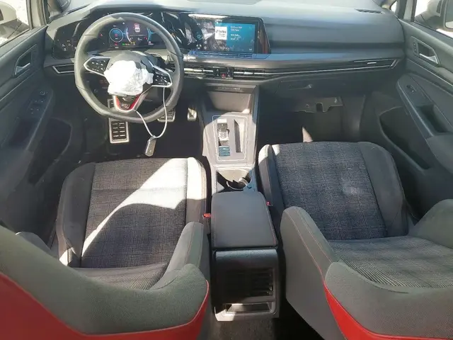 VOLKSWAGEN GOLF GTI 2022
