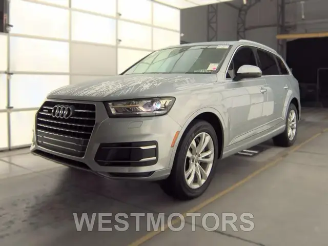 AUDI Q7 2017